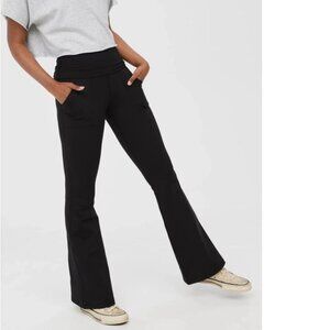 NWT - OFFLINE by Aerie Hugger Foldover Flare Legging – Black | Size XXS